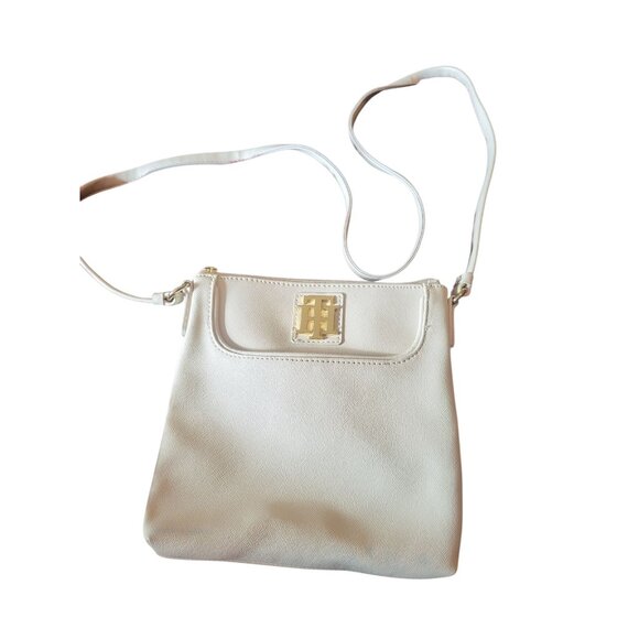 Tommy Hilfiger Crossbody Bag. - Picture 1 of 12